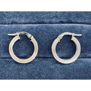 Vintage Italian Huggie Hoop Earrings | 18K White Gold, Ribbed